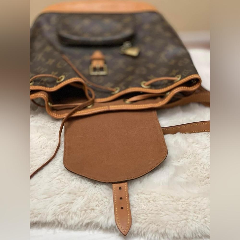 Leather Backpack - Picture 7 of 9